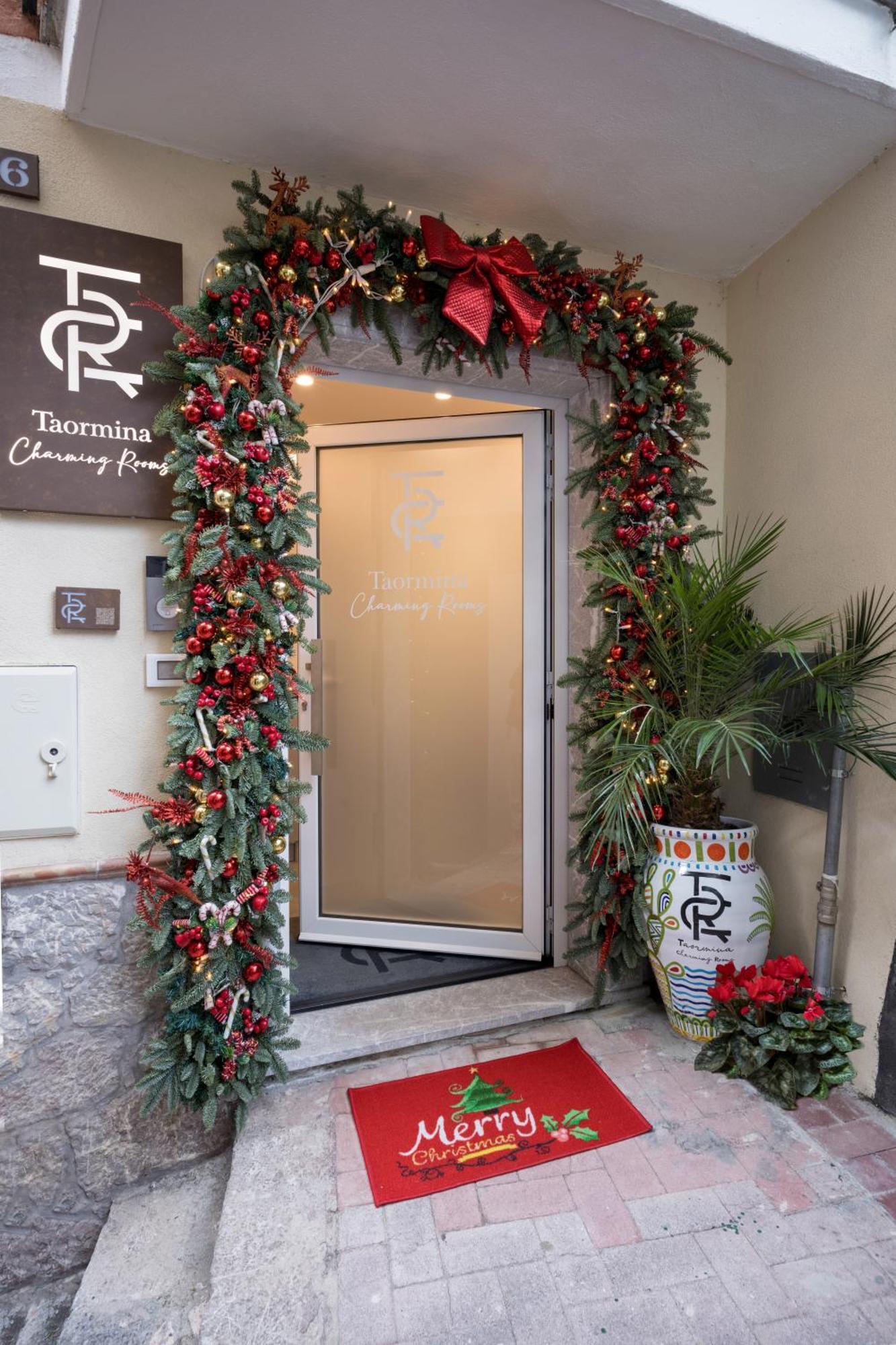 Taormina Charming Rooms Exterior photo